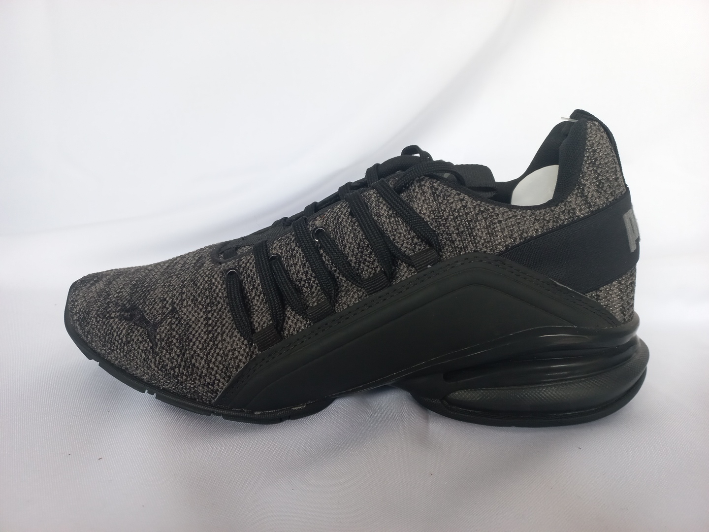 Puma Axelion Grises atigrados
