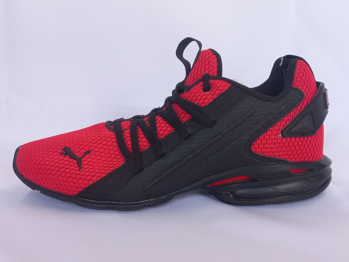 Puma Ion Energy rojos con negro