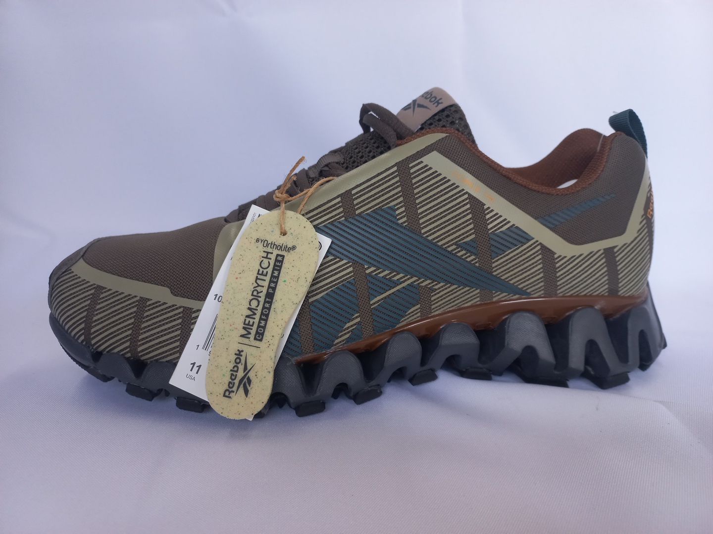 Reebok ZigWild TR 6 color verde y café