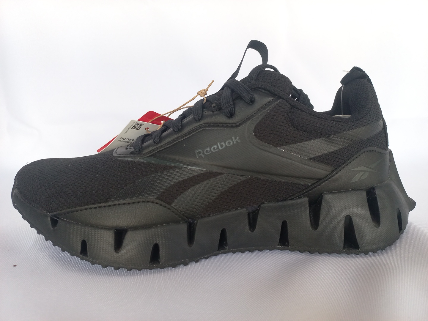 Reebok Zig Dynamica STR negros