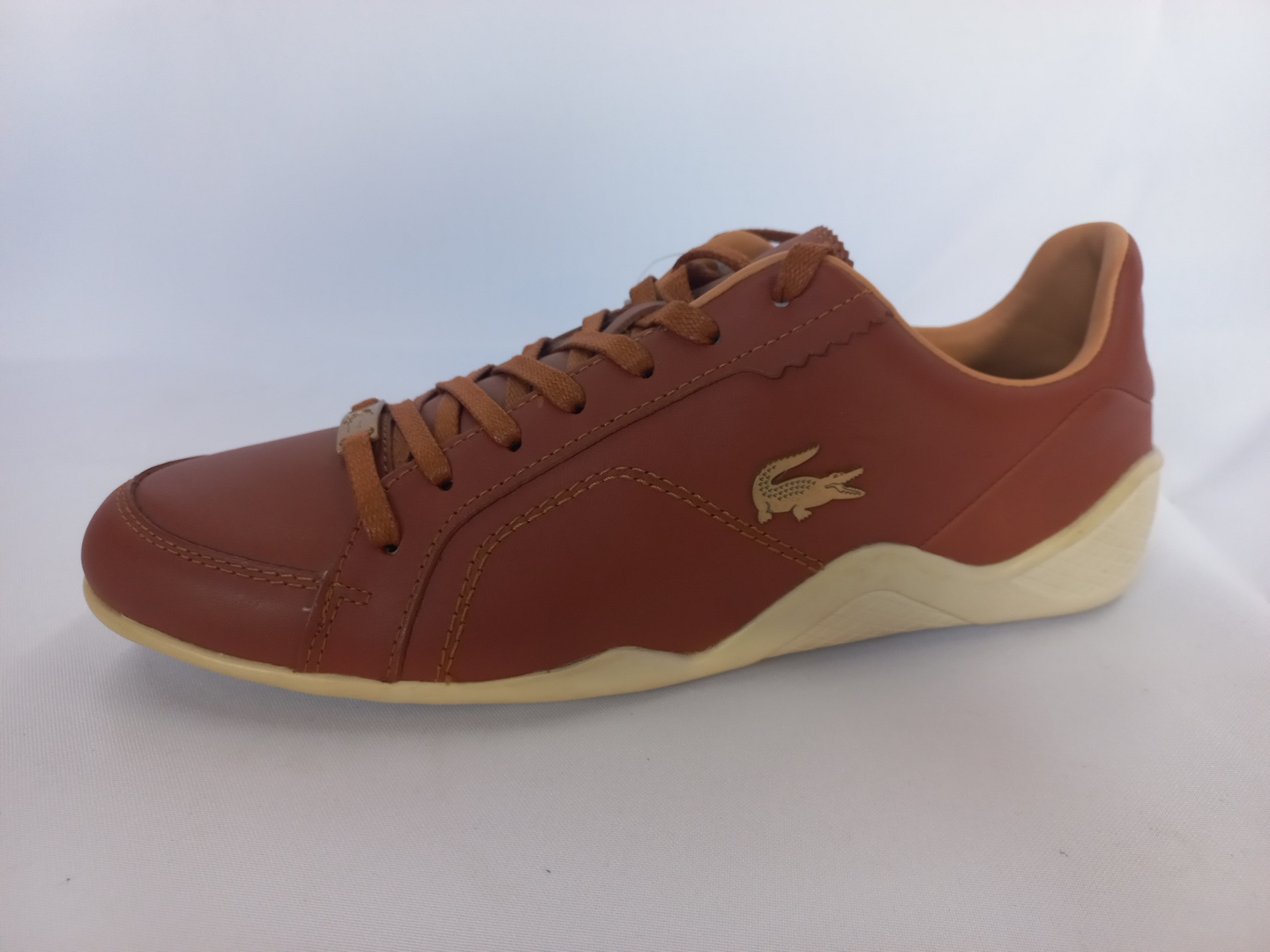 Lacoste Hapona cafés