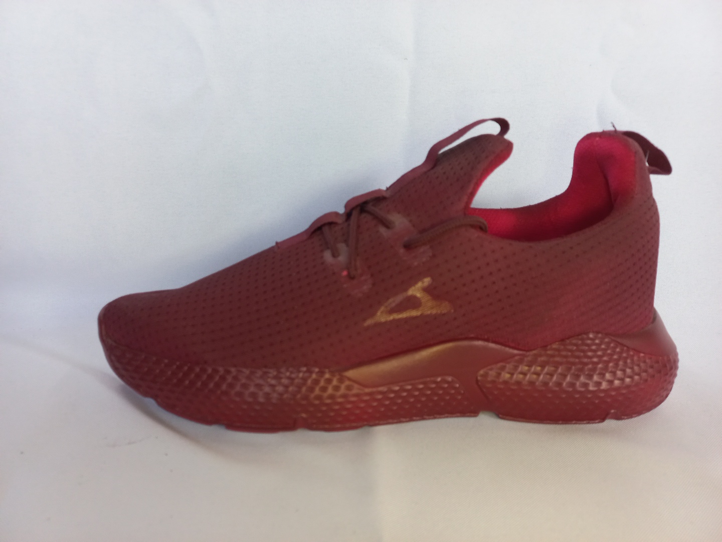 Oroz Tenis color vino