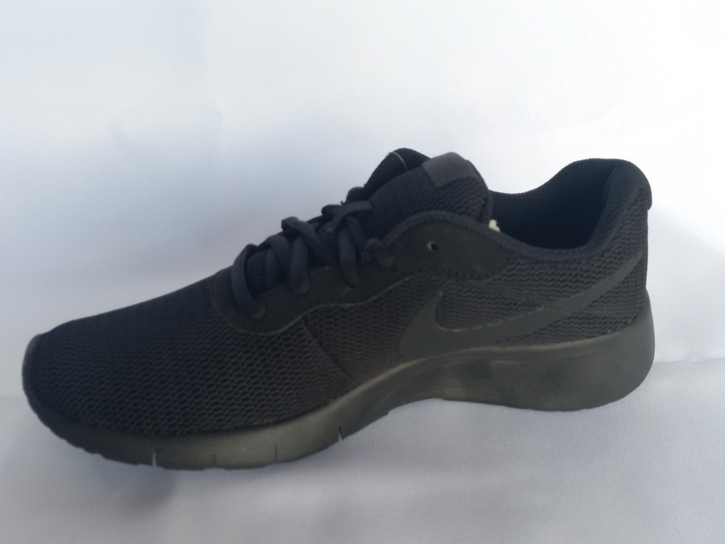 Nike Tajun Triple Black