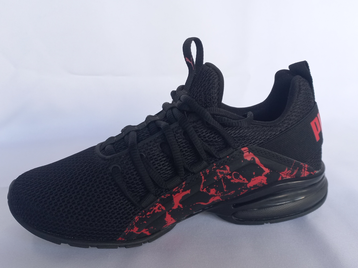 Puma Axelion City Escape Puma Black/ High Risk Red