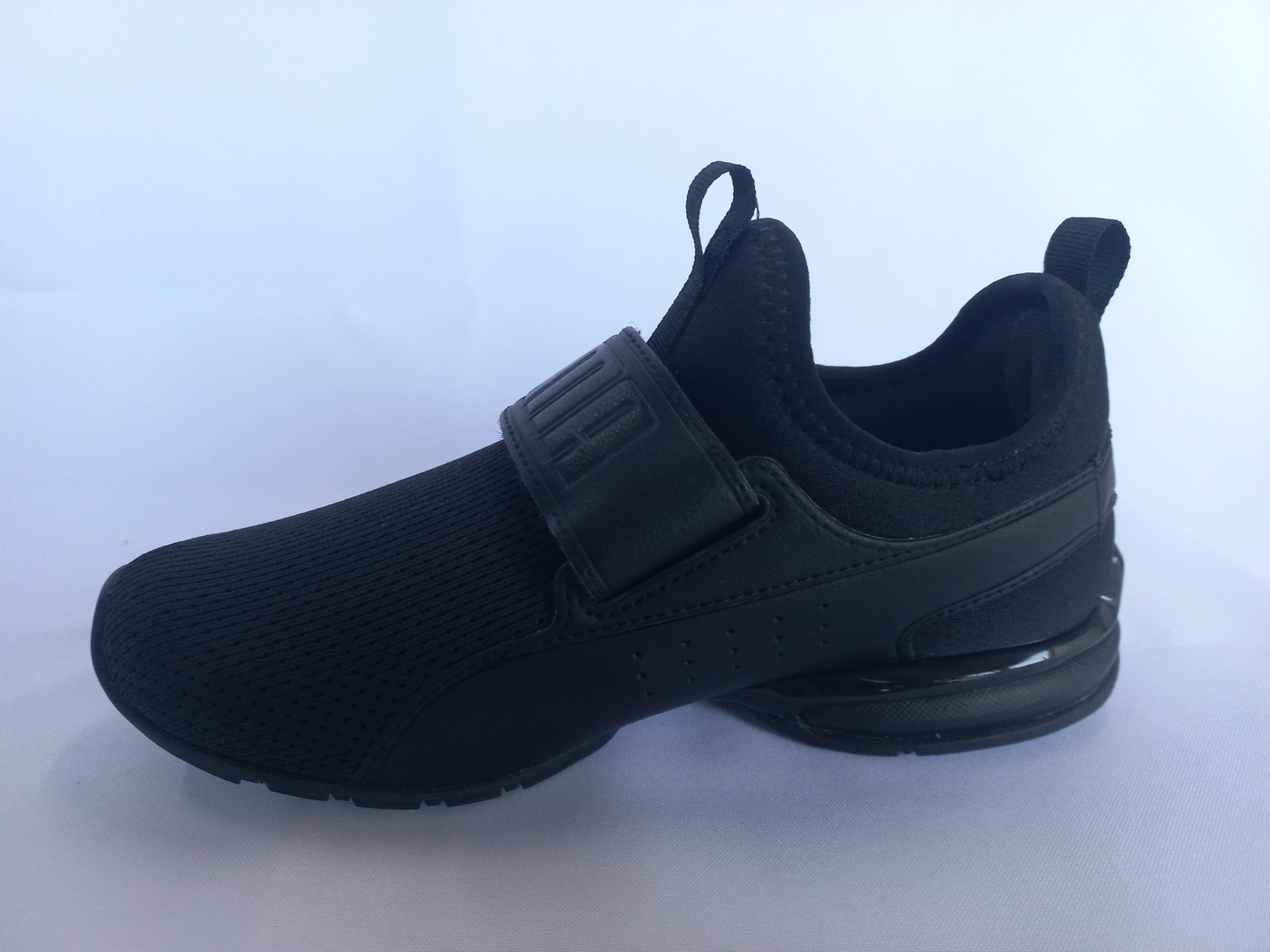 Puma Axelion Slip-On color Puma Black